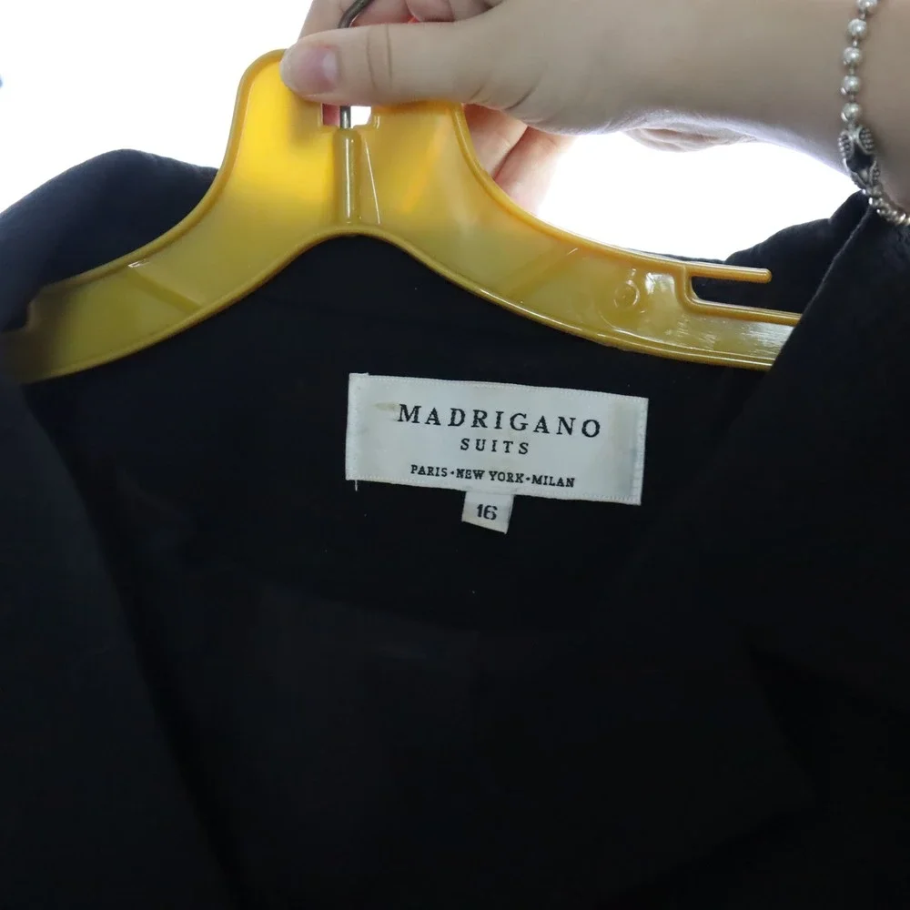 Madrigano Suits Skirt Suit 16 Black Womens Textured Career Professional